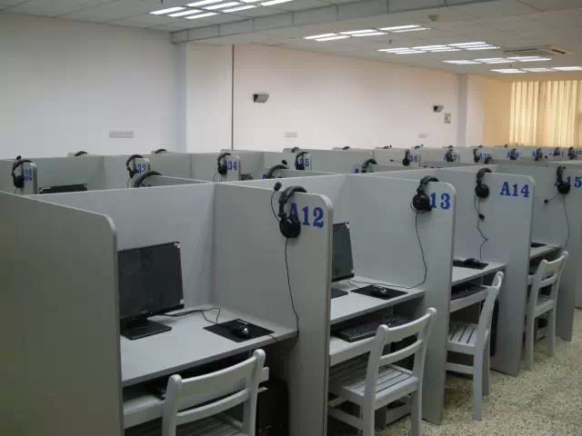 托福考试考场